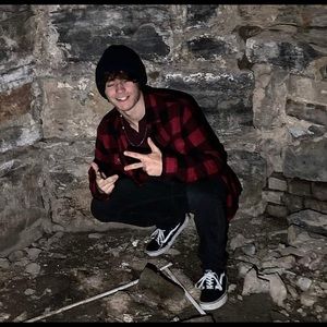 Meet your Posher, Erick